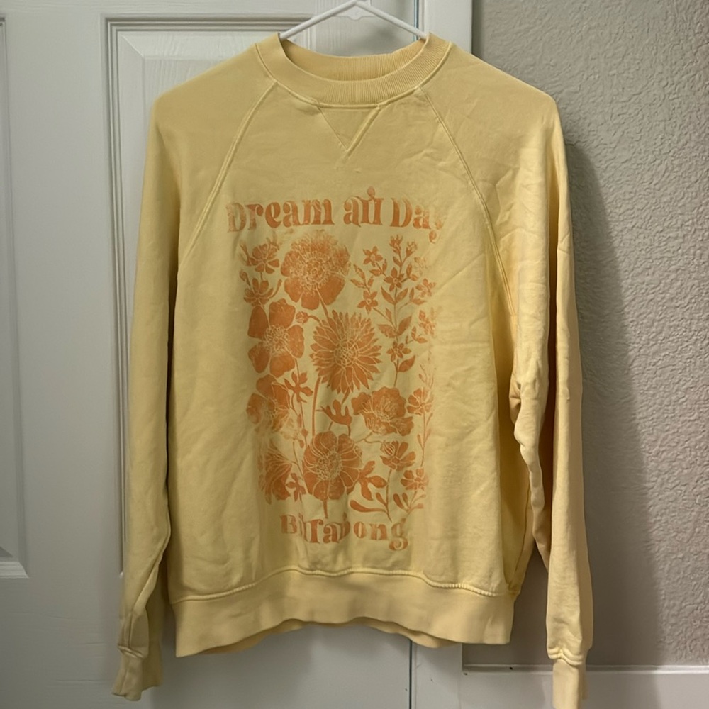 billabong yellow small crewneck